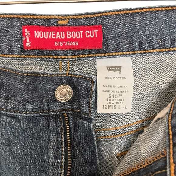 Levi's 515 Low Rise Nouveau Boot Cut - Picture 4 of 8